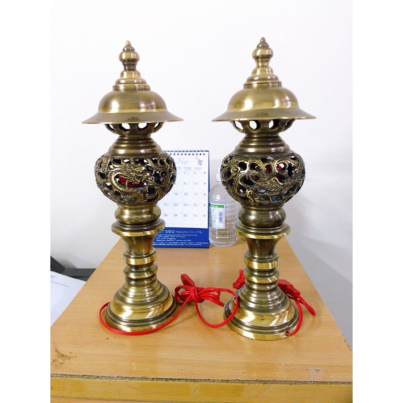 Đôi đèn điện thờ bằng đồng họa tiết rồng phượng cao 40cm, Đèn thờ long phượng bằng đồng cao 40cm