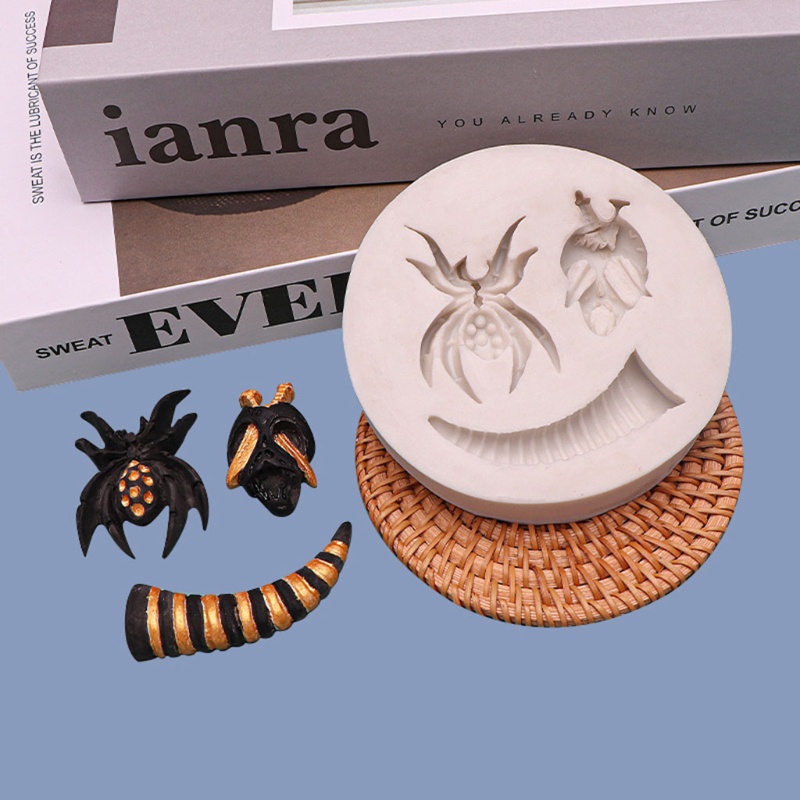 Set 4 Khuôn Silicone Làm Bánh Chủ Đề Halloween