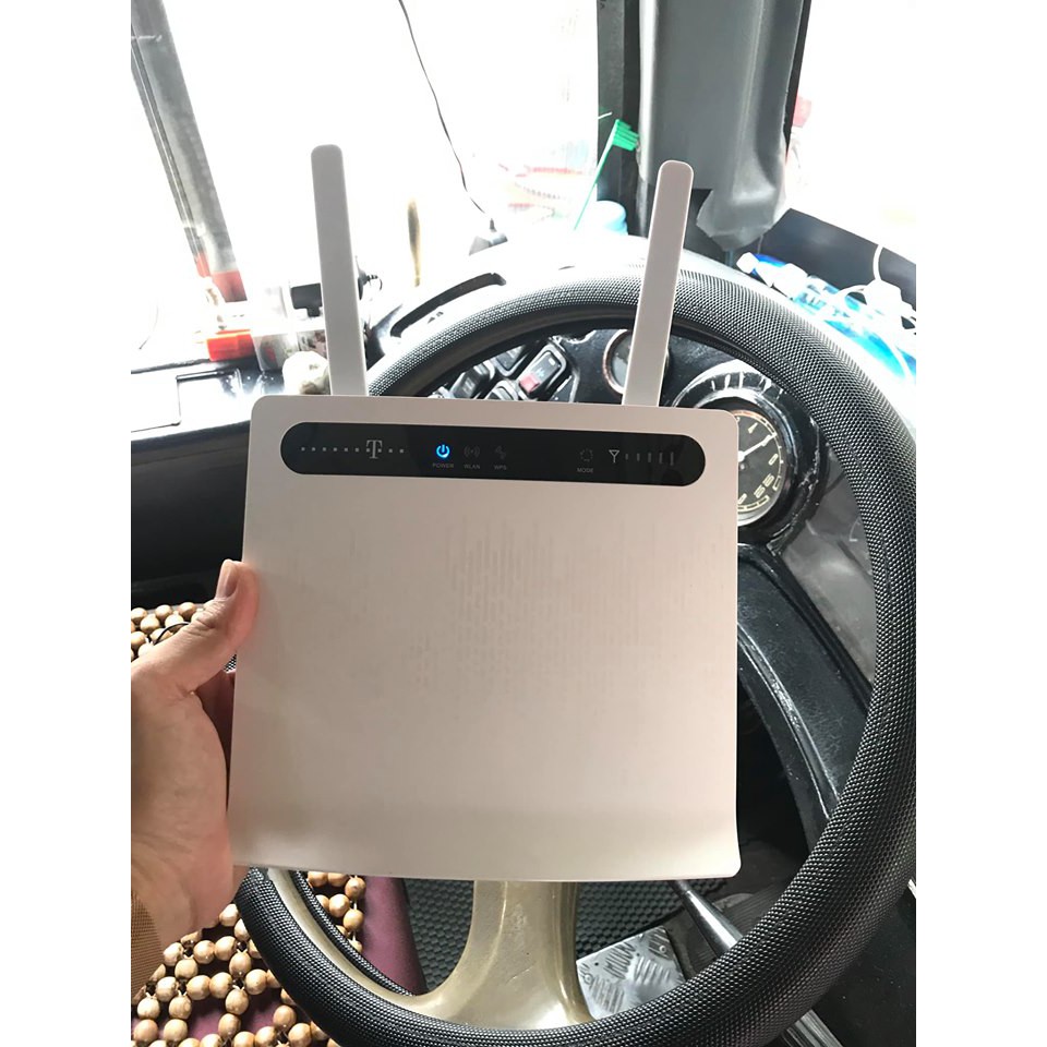 Modem wifi 4G/LTE tốc độ cao Huawei B593, 32 user, 4 cổng LAN, đã bao gồm 2 ăngten (dùng cho xe khách, tàu du lịch...) | BigBuy360 - bigbuy360.vn