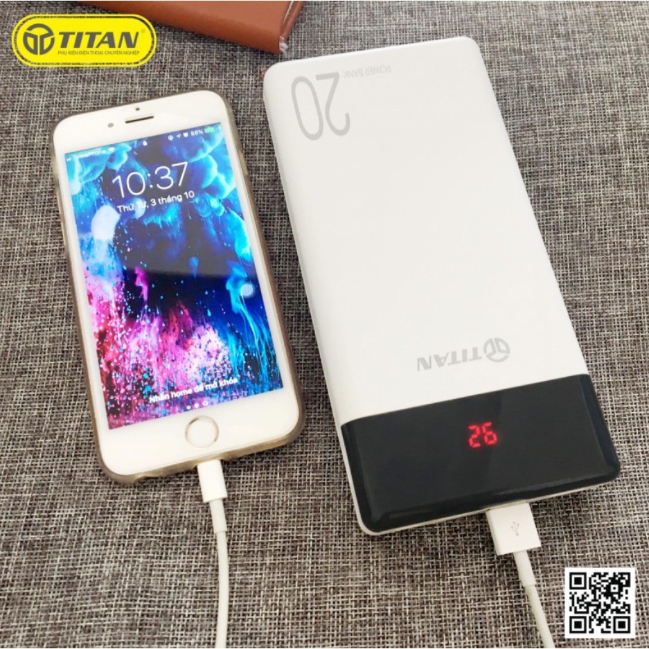 Pin dự phòng 20000 mAh - 3 đầu cắm sạc Type C / Lightning / Micro - Cổng hỗ trợ sạc nhanh - Titan chính hãng