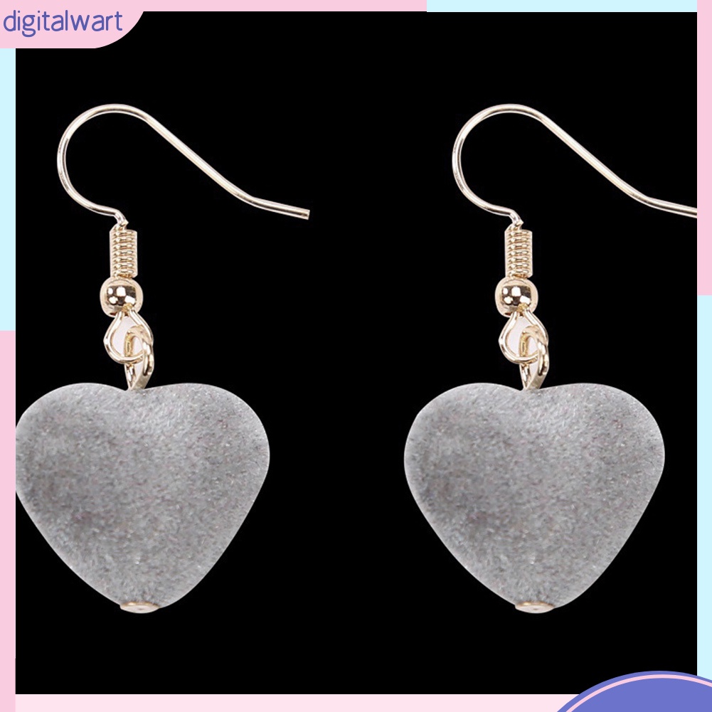 Đôi khuyên tai móc thiết kế hình trái tim chất liệu vải nhung xinh xắn thời trang dành cho nữ