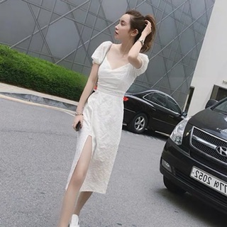 VÁY TRẮNG CỔ CHỮ V, XẺ TÀ. ORDER
