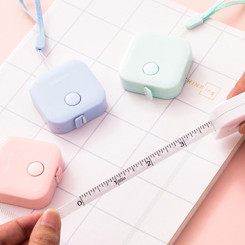 Thước dây da cuộn tự động 1,5m Deli 79650 / thước có nhiều màu lựa chọn