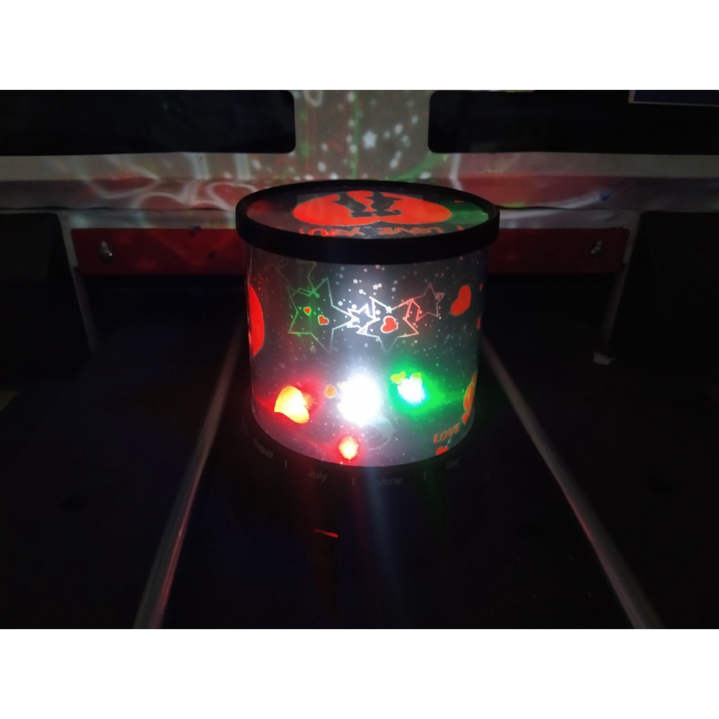 Đèn ngủ chiếu sao 4 bóng LED hình trụ chiếu sáng