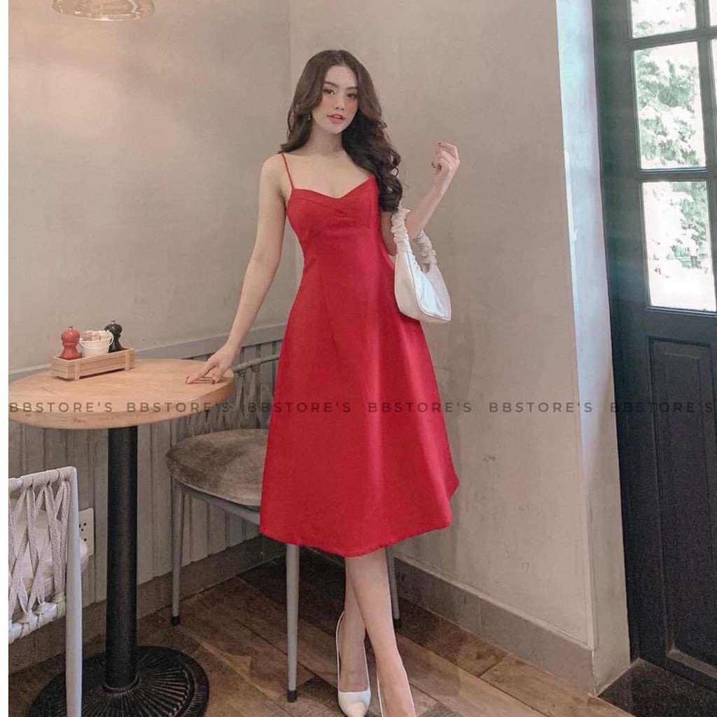 Đầm tiệc hai dây dáng xòe xinh xắn - Hai màu đỏ và đen cho nàng lựa chọn - Váy có sẵn đệm ngực
