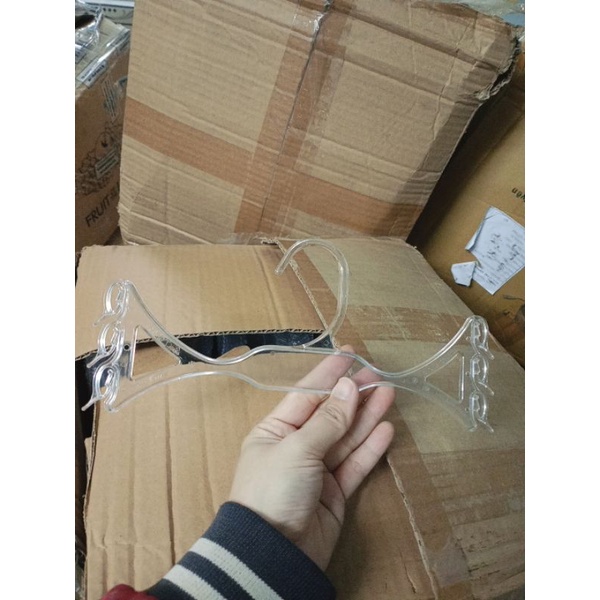 Móc treo đồ lót nhựa nhẹ