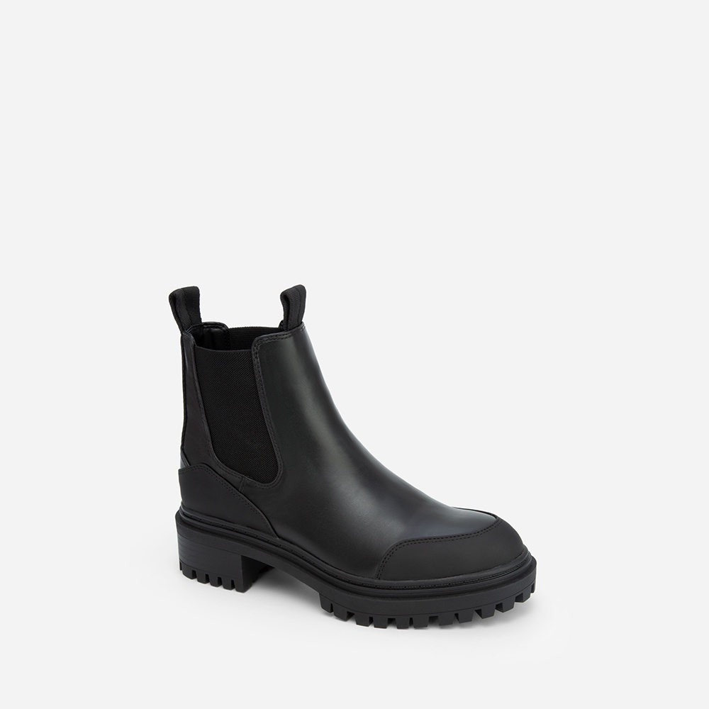 Vascara Chelsea Boots Viền Chỉ Nổi Lug-Sole BOT 0908 Màu Đen