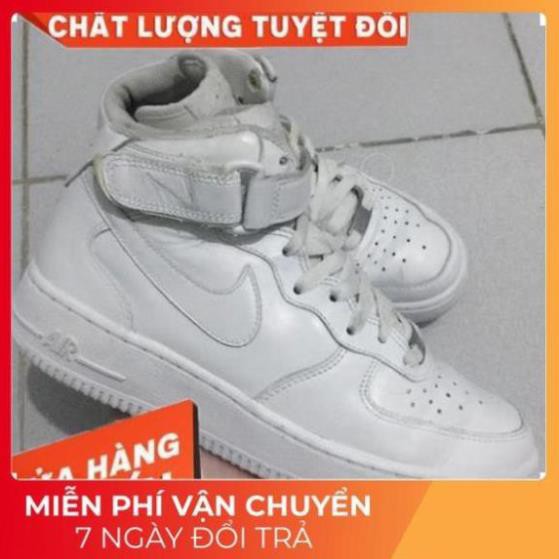 Ả𝐍𝐇 𝐓𝐇Ậ𝐓 Giày Nike chính hãng - 2hand Siêu Bền Tốt Nhất . ! . * . ` '