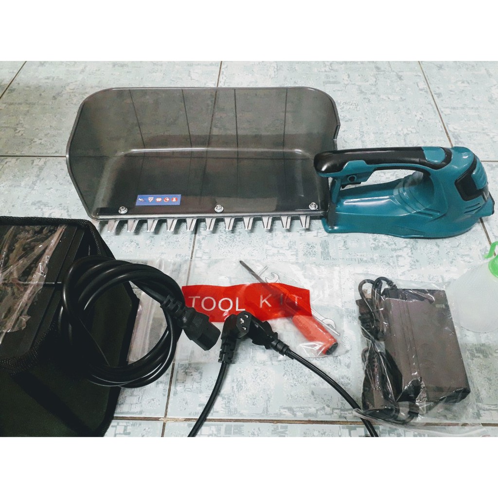 Sạc ắc quy, sạc pin 24V/1,8A  và 24V/2A có đèn báo, tự ngắt khi sạc đầy. Phụ kiện máy hái chè mini