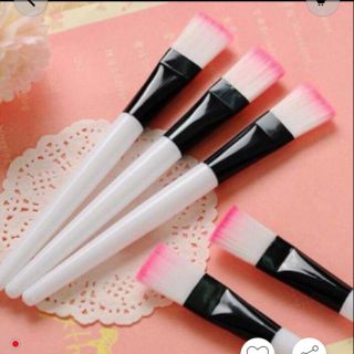 50 cọ đắp mặt nạ cán hồng,trắng