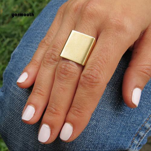 Nhẫn Đeo Tay Kim Loại Mặt Vuông Thời Trang Nữ