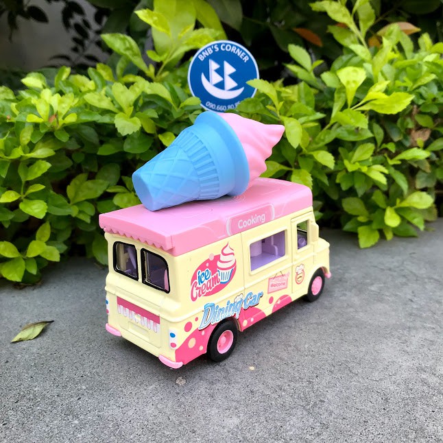 Mô hình đồ chơi xe bán kem lưu động có đèn và âm thanh bằng kim loại