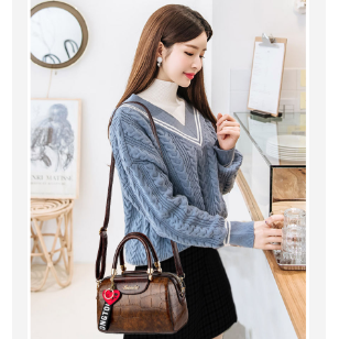 Túi đeo chéo BOSTON giả da cá sấu thời trang sang trọng cho nữ