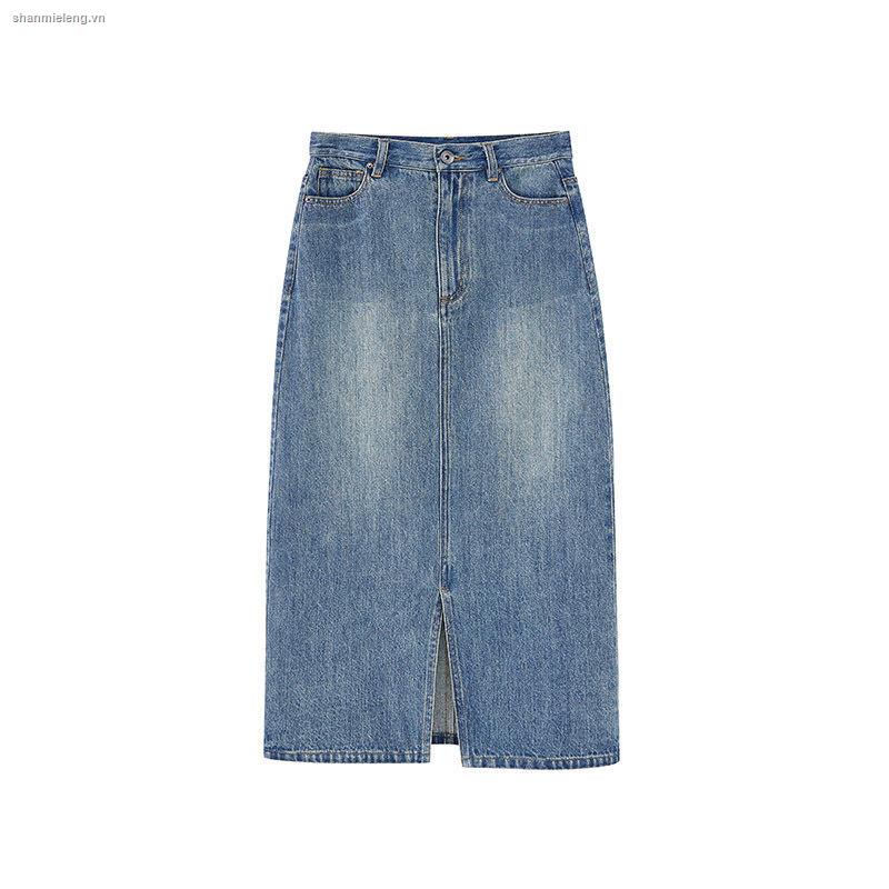 mylittlebanana 21FW / &quot;Chân váy jean thêu chữ thập có đường xẻ