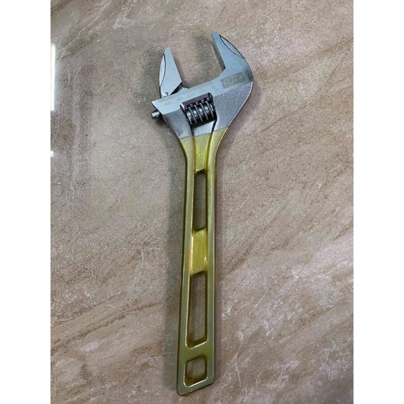 Mỏ Lết 300mm Fute