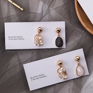 Bông tai bất đối xứng đính hạt