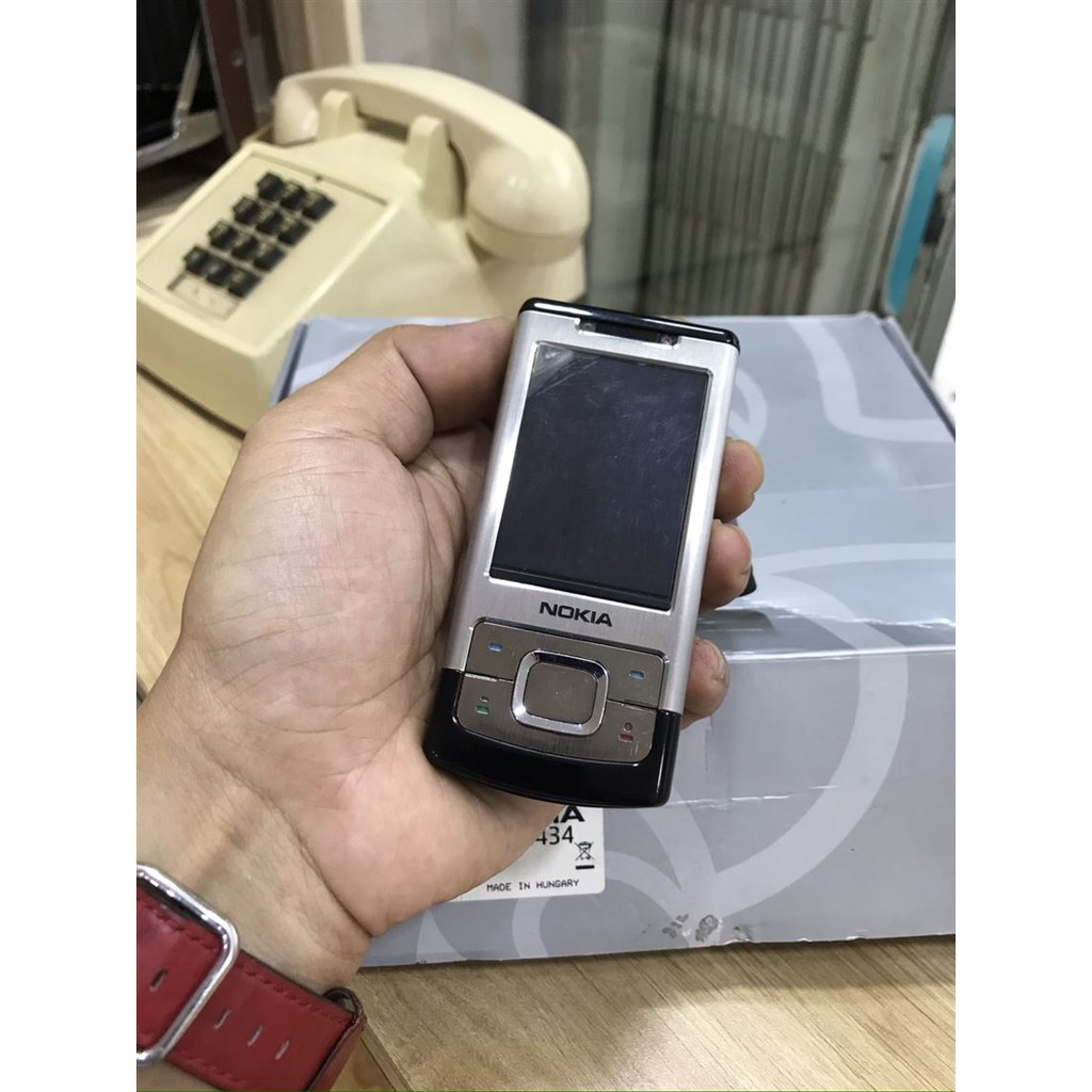 Điện thoại Nokia 6500 Slide