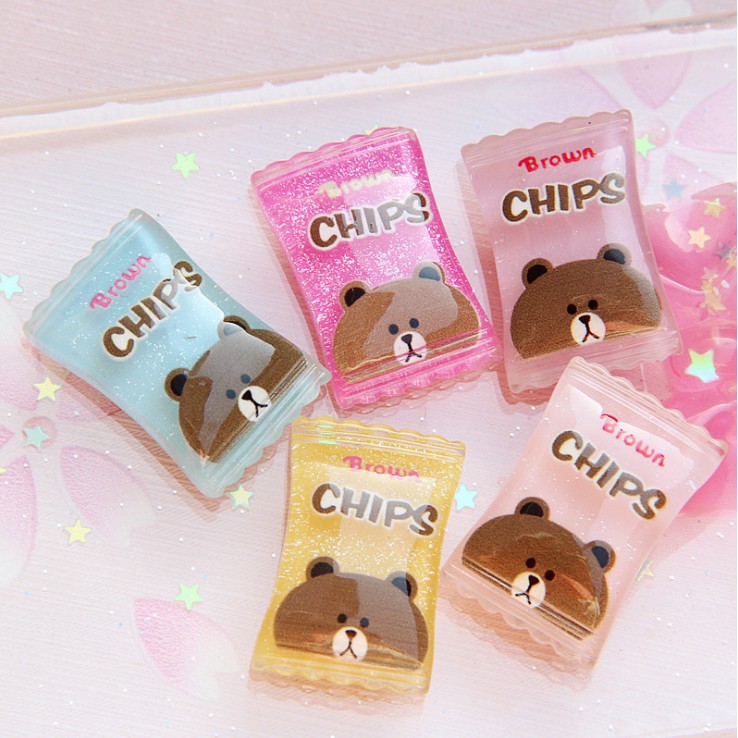 Charm mô hình kẹo Brown Bear Chips cho các bạn trang trí slime, vỏ ốp điện thoại, Jibbitz, DIY