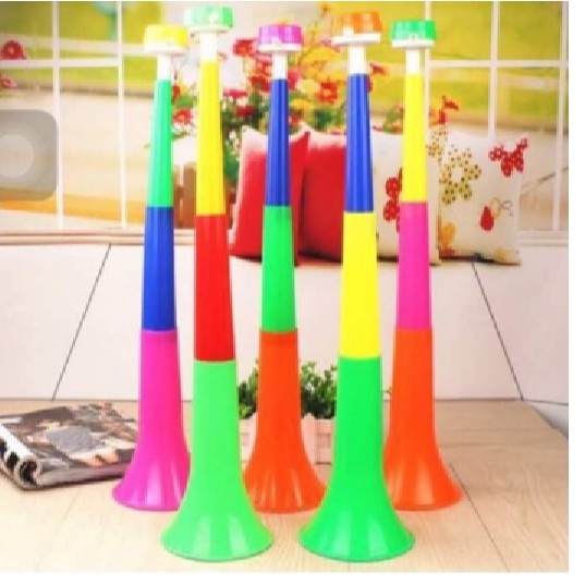 Kèn cổ vũ bóng đá, cổ động vui nhộn