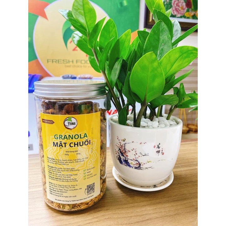 GRANOLA MẬT CHUỐI- sự kết hợp hoàn hảo giữa các loại hát nhập chính ngạch và mật chuối TABAI ủ thủ công siêu ngon