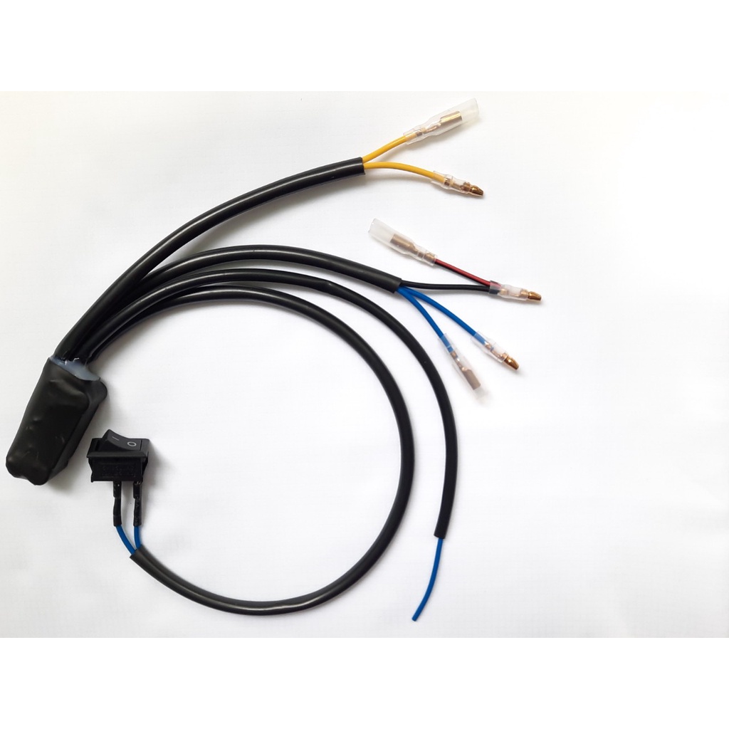 Mạch đêmi xi nhan chung 1 bóng