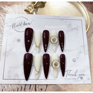 Nail box thiết kế móng úp đính charm móng giả sơn đỏ fom nhọn