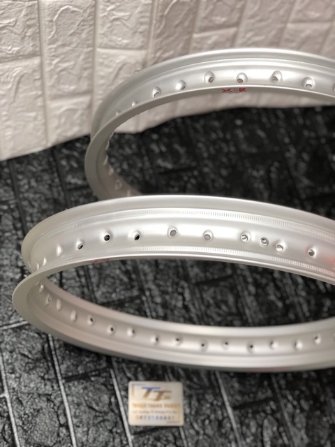 Niềng nhôm X1R ( 1.4 - 1.6)