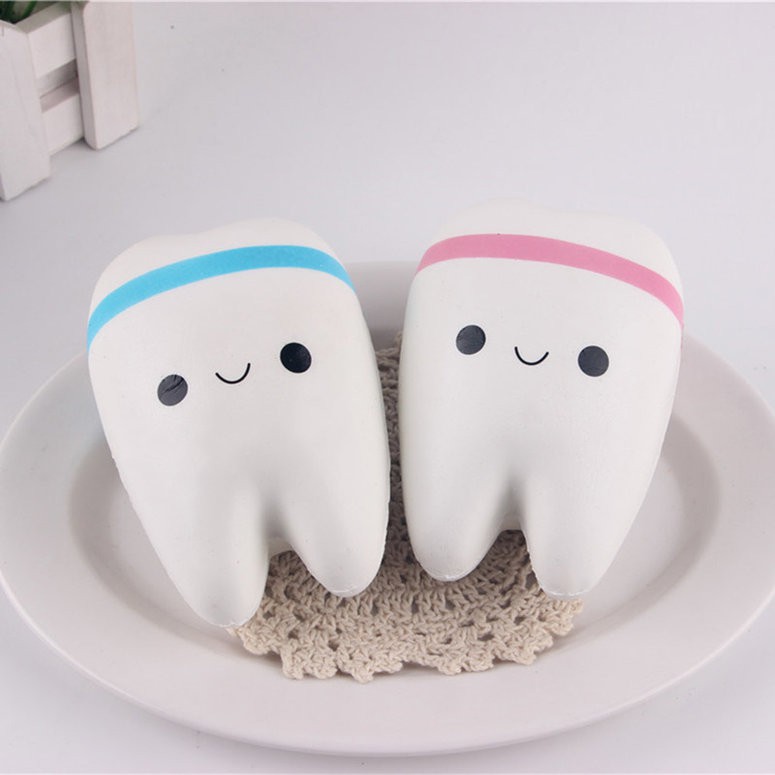 Đồ Chơi Squishy Hình Chiếc Răng Dễ Thương