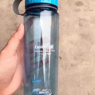 Bình nước lock n lock