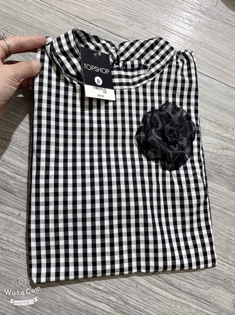 [Mã WASTHOT giảm 15K đơn bất kì] Set áo caro và chân váy dành cho nữ | BigBuy360 - bigbuy360.vn