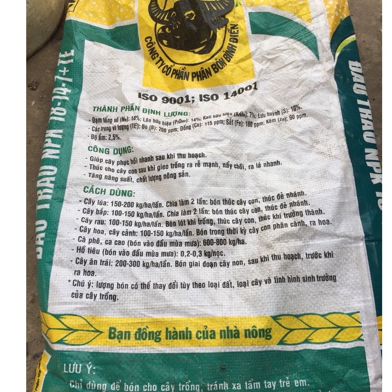 500 GR phân bón 2 màu đầu trâu chuyên dùng cho rau màu,cây cảnh và các loại hoa