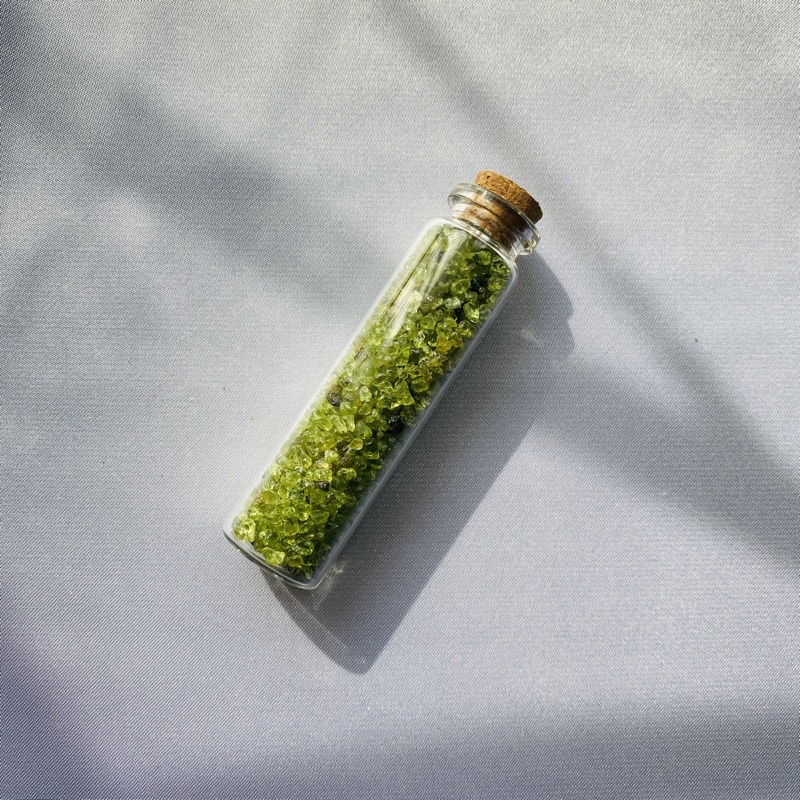 Hũ đá Peridot tự nhiên, đá thanh tẩy, đá phong thủy trong Tarot, Reiki, thiền định