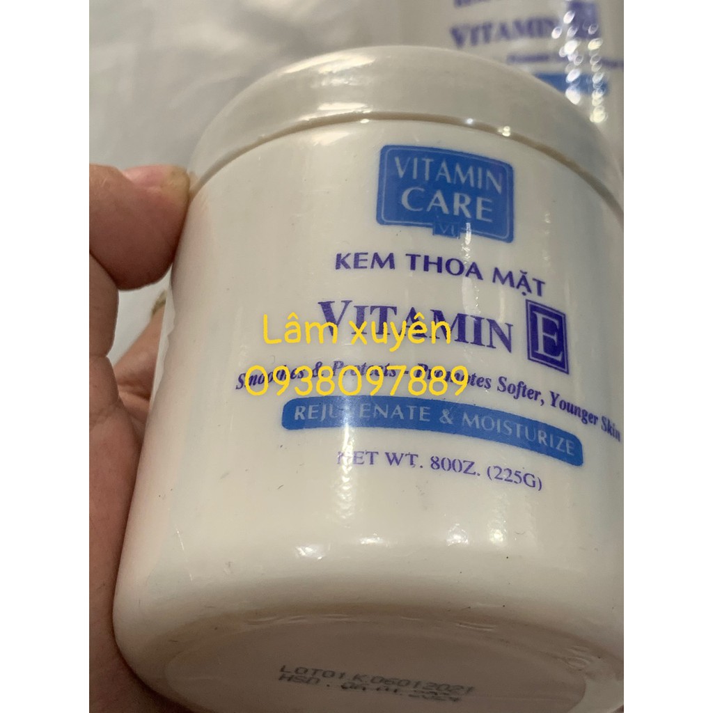 Kem massage❌GIÁ RẺ❌ Vitamin E hủ trắng 225g, cung cấp dưỡng chất giúp dưỡng ẩm da, có độ trơn nên dễ dàng massage