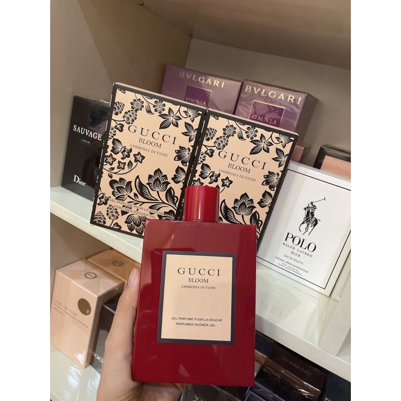 Sữa Tắm Hương Nước Hoa Gucci Bloom đỏ