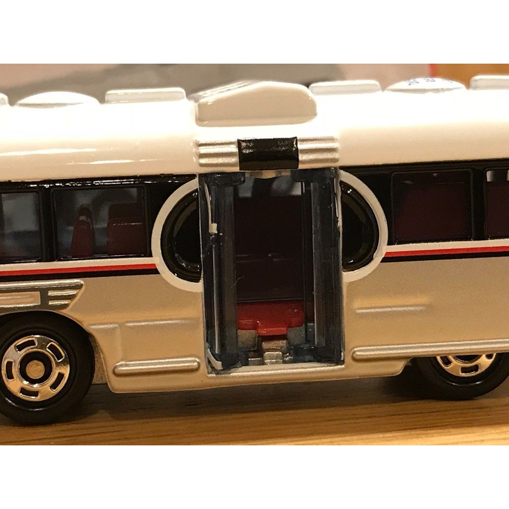 Đồ chơi Xe Bus Mô Hình Tomica Tokyo Disney Resort Vechile Collection Cruiser - Mickey Mouse (No Box)