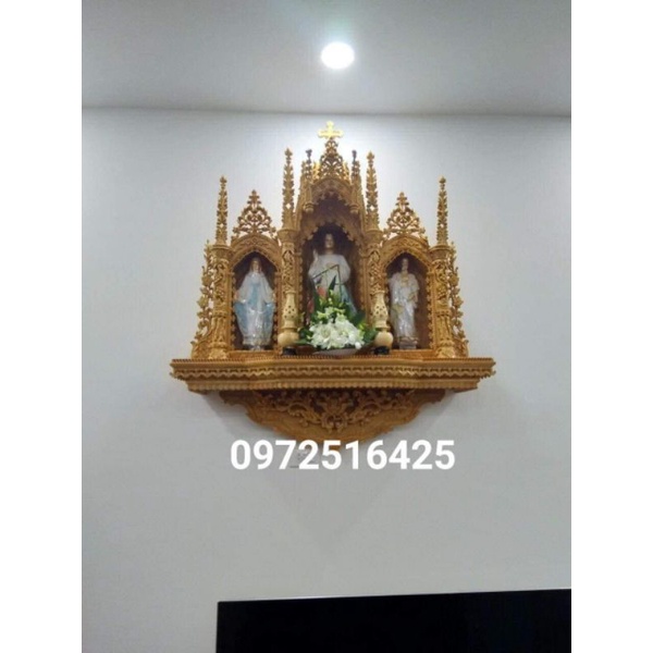 Bàn thờ gia đình công giáo _ Toà gia đình công giáo _ Toà 3 buồng 4 cột