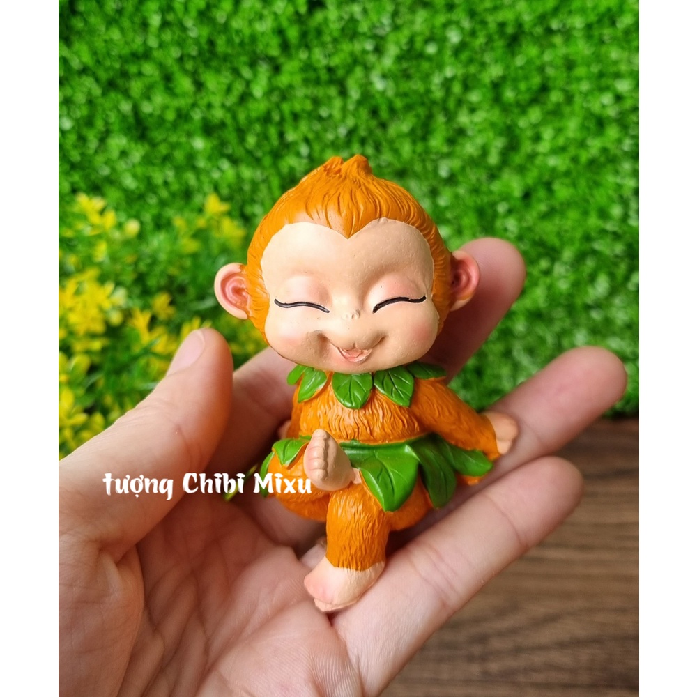 Bộ 04 chú Khỉ con kèm chân đế giả gỗ size nhỏ