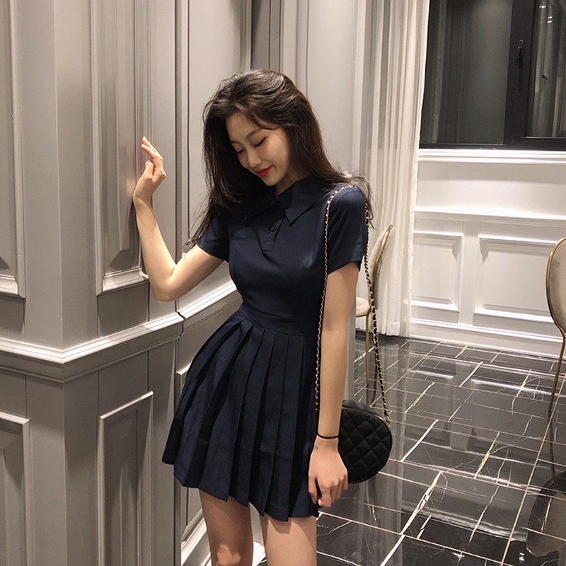 Váy xòe xếp ly cổ polo tay ngắn