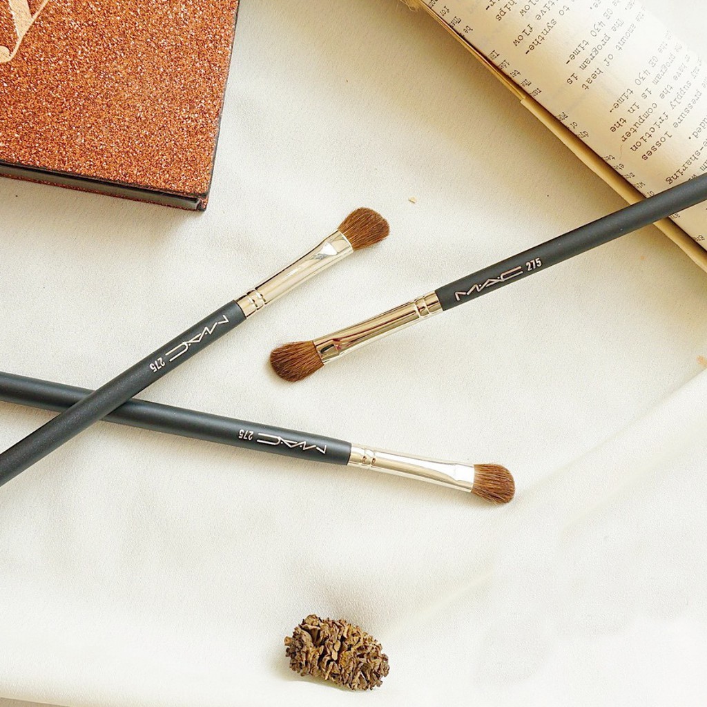 Cọ Trang Điểm Cho Mắt Và Sóng Mũi MAC 275