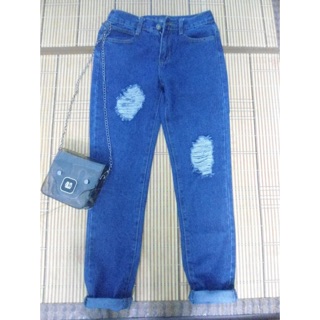 Quần baggy rách gối