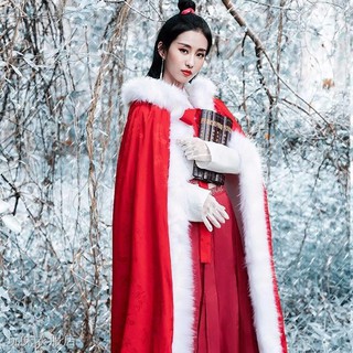 Áo choàng dài phong cách retro thu đông phối cùng hán phục sang trọng