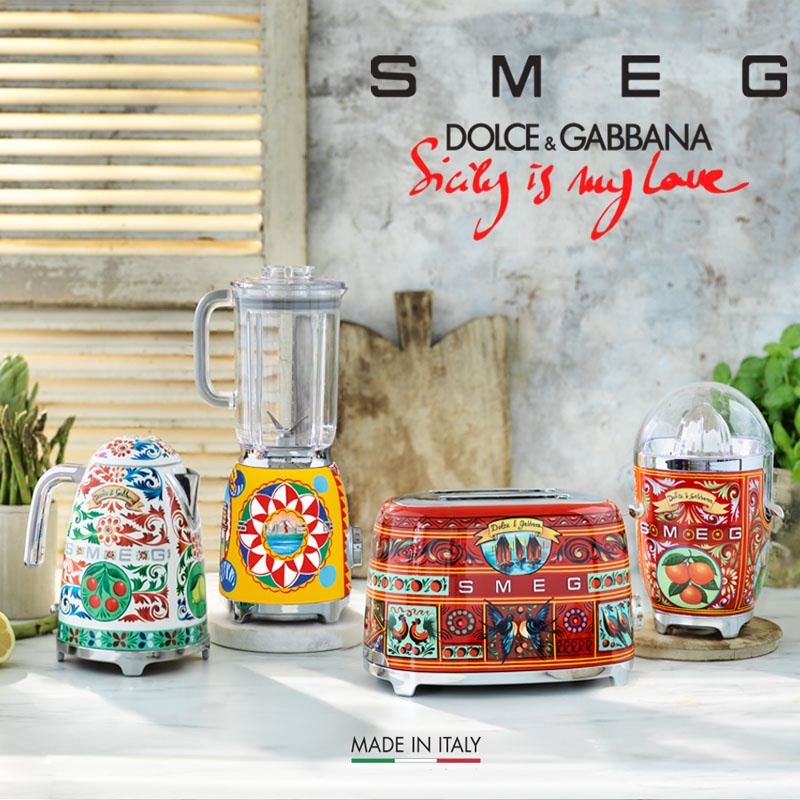 Ấm siêu tốc SMEG KLF03DGEU Dolce &amp; Gabbana