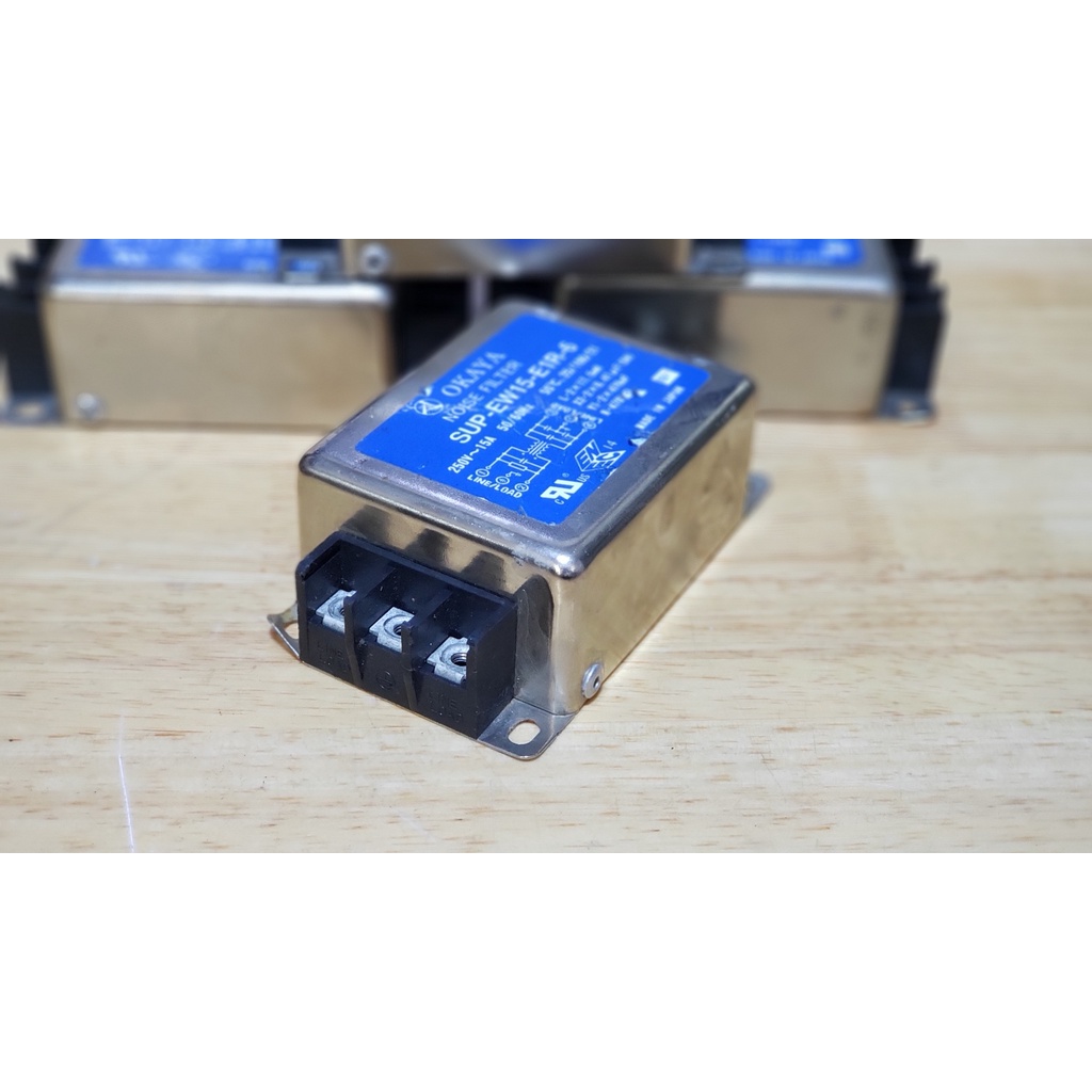 Lọc Nguồn Điện Sạch OKAYA Bãi Nhật 15A Tháo Máy Y Tế Dùng Cho Dàn AUDIO Loại Bỏ Nhiễu Từ Trường