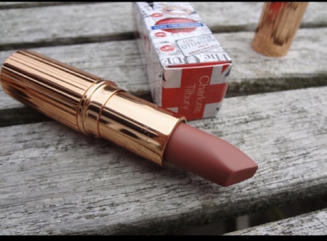 Son Charlotte Tilbury ENGLISH BEAUTY