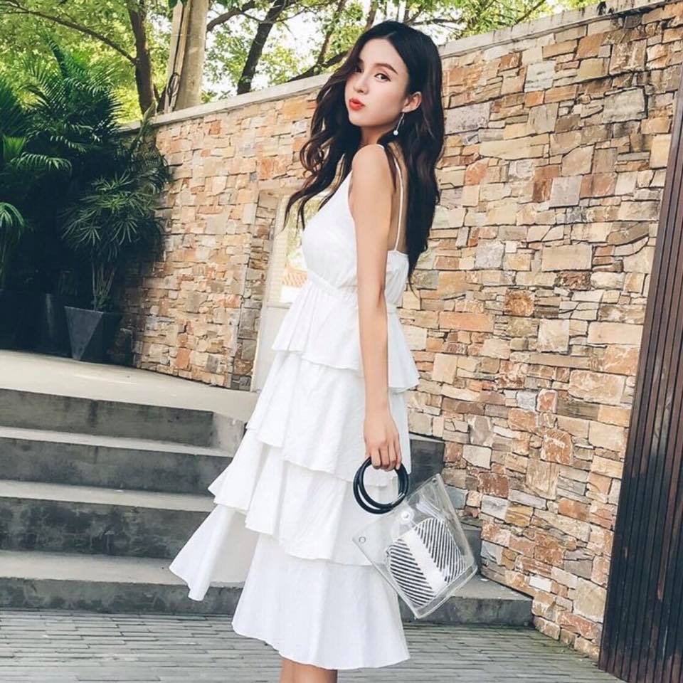 Đầm Nữ Maxi Trắng Bốn Tầng