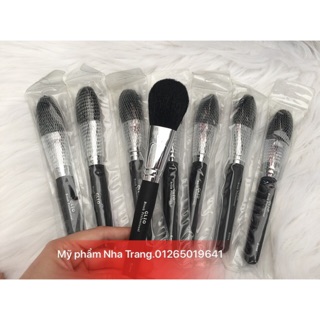 Cọ má hồng , tạo khối clio
