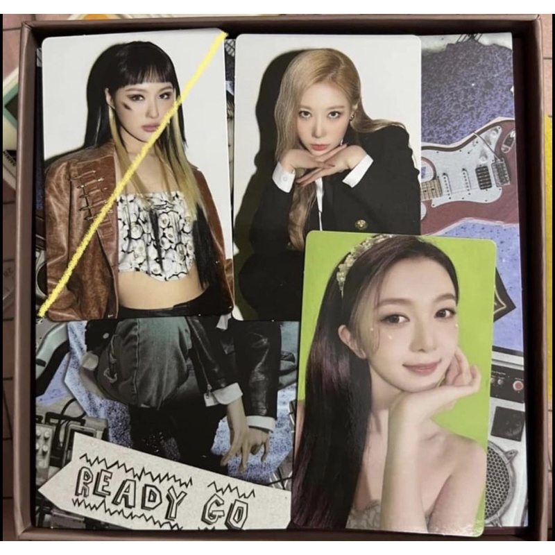 Card Dreamcatcher Apocalypse: Save Us | Card album official