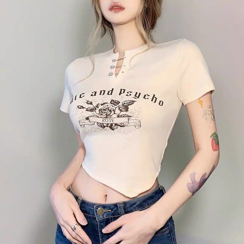 Áo Croptop Body Tay Ngắn MIRA.CLOSET, Dáng Ôm Hoạ Tiết In Hoa Hồng A5462