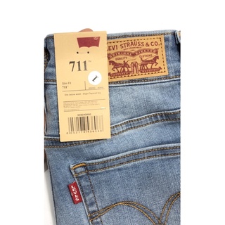 Quần jean boy xăn lai levis