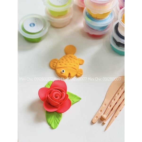 Đất nặn 24 màu kèm hộp đưng an toàn cho bé